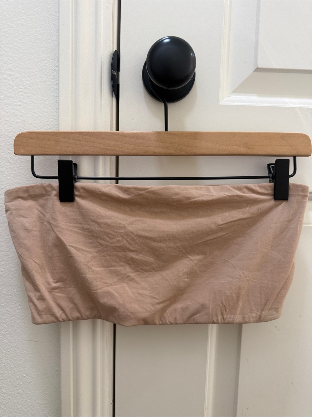 Skims BeigeBandeau - Comfort Stretch
